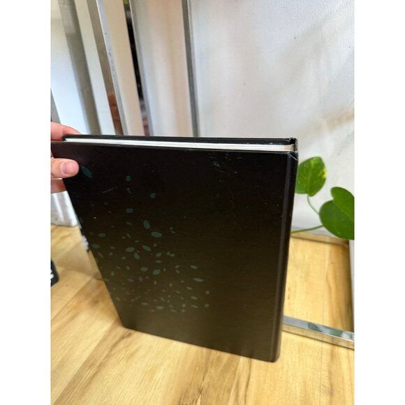 REMEMBER 2011 Wharton High school Tampa Florida yearbook - Picture 7 of 9